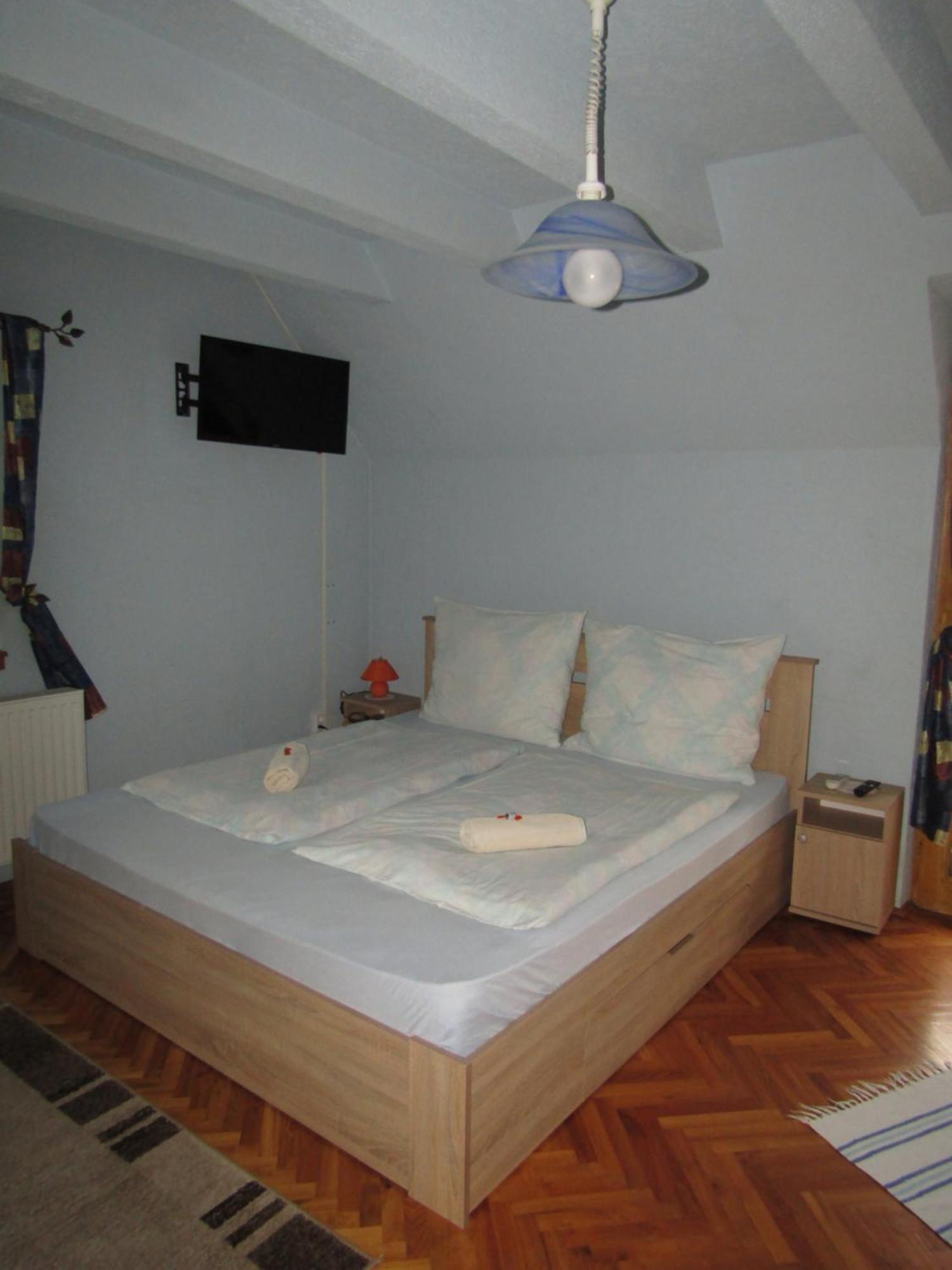 Agnes Pihenohaz Hotel Szilvásvárad Buitenkant foto